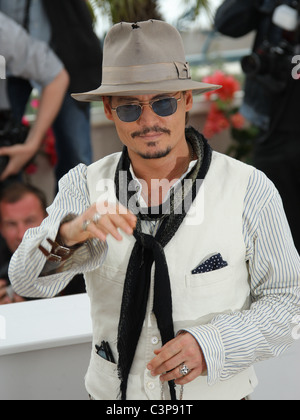 MICHAEL JACKSON-PIRATES OF THE CARIBBEAN: AUF FREMDE GEZEITEN PHOTOCALL CANNES FILM FESTIVAL 2011 PALAIS DES FESTIVAL CANNES FRANKREICH Stockfoto