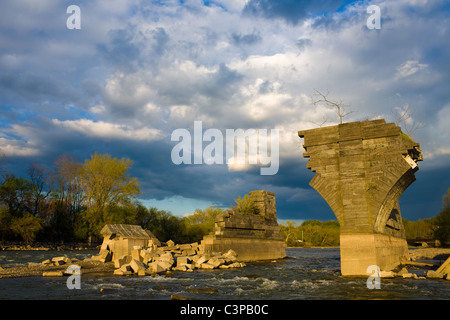 Ruinen des Aquädukts Schoharie, Erie-Kanal, in der Nähe von Amsterdam, Mohawk Valley, New York State Stockfoto