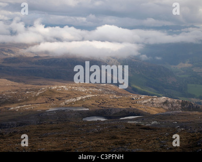 Östlich von Beinn Nam Ban in der Nähe von Ullapool, Schottland anzeigen Stockfoto