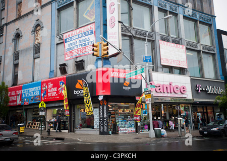 Ein Elektronik-Geschäft, imitieren die GameStop-Marke in der Nabe, im Abschnitt "Melrose" des New Yorker Stadtteil Bronx Stockfoto