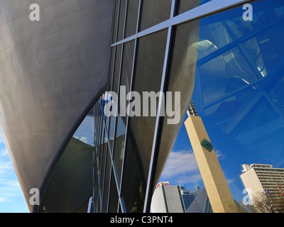 Kanadische Städte, Art Gallery of Alberta und City Hall, Edmonton Alberta, Kanada. Stockfoto
