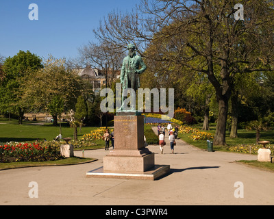 Statue von John Candlish ein ehemaliger Bürgermeister von Sunderland steht in Mowbray Park Sunderland Tyne und tragen England UK Stockfoto