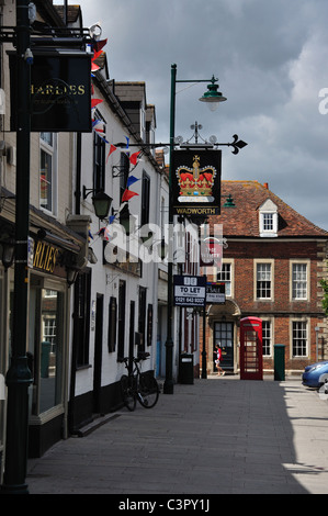 Der Crown Inn, Marktplatz, Westbury, Wiltshire, England, Vereinigtes Königreich Stockfoto