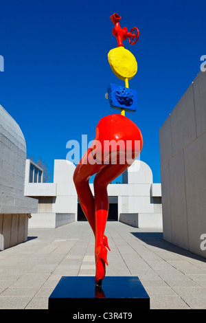 Barcelona, Fundacio Joan Miro, Mädchen, die Flucht von Joan Miro Stockfoto