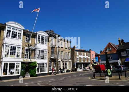 Die Swan Hotel und Marktplatz, Southwold, Suffolk, England, Vereinigtes Königreich Stockfoto