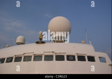 Radarsender auf der Brücke des Ozeandampfer 'Marco Polo' in der Ostsee. Archivbild, verschrottet 2021 Stockfoto