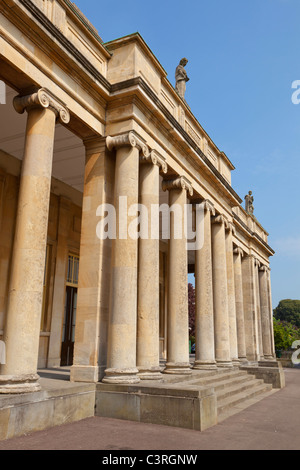 Die Pittville Pump Room in Pittville Park Cheltenham Gloucestershire England UK GB Stockfoto