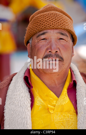 Porträt eines Lamas aus Tawang Dorf in Arunachal Pradesh, Indien Stockfoto