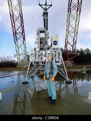 Neil Armstrong bei der Mondlandung Forschungseinrichtung. Stockfoto