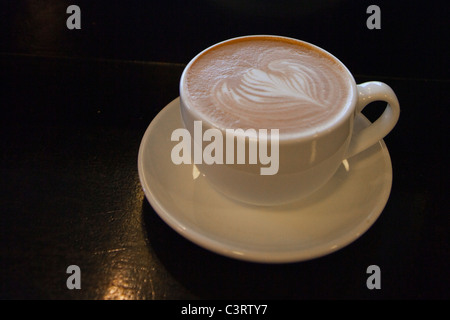 Cappuccino im 9th Street Espresso, Manhattan, New York City Stockfoto