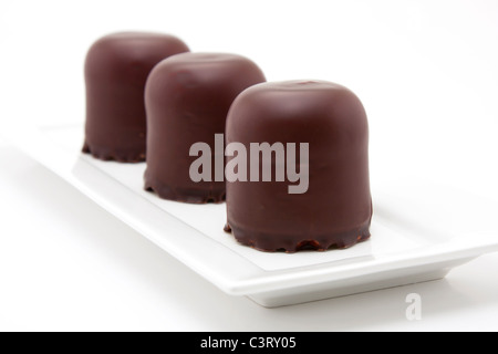 Marshmallows auf weißen Teller Stockfoto
