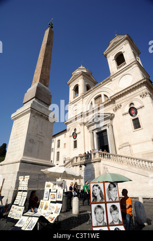 Italien, Rom, Obelisco Sallustiano und Kirche Trinità dei Monti, Straßenverkäufer Stockfoto
