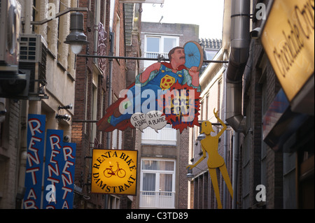 Fahrradwerkstatt mit Superman zu unterzeichnen, Amsterdam, Niederlande Stockfoto