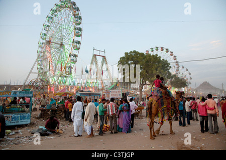 Täglichen Lebens während der jährlichen Kamel Messe, Pushkar, Rajasthan, Indien, Asien Stockfoto