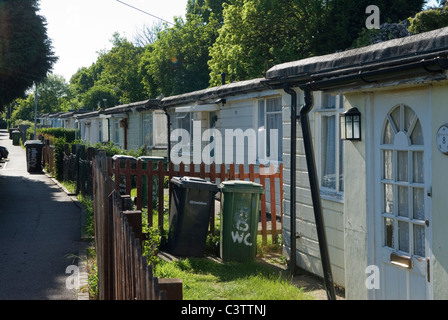 Fertighaus in Catford South London, Stadtteil Lewisham. Excalibur Estate eine vorgefertigte Fertighausentwicklung aus rund 200 Häusern aus der Nachkriegszeit. 2010er, 2011 HOMER SYKES Stockfoto