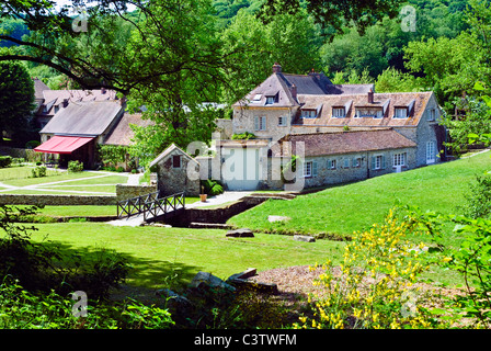 Der Herzog und die Herzogin von Windsor Land Haus Le Moulin De La Tuilerie in GIF-Sur-Yvette, Frankreich Stockfoto