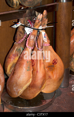 Coruna Spanien Metzger Markt Jamon Iberico Schinken Fleisch Stockfoto