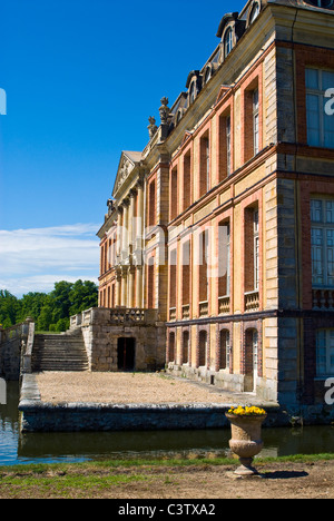 Château de Dampierre in Dampierre-En-Yvelines, in Vallée de Chevreuse, Frankreich Stockfoto