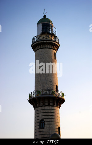 Leuchtturm am Strand von Warnemünde, Rostock, Mecklenburg-Vorpommern, Deutschland Stockfoto