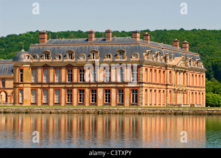 Château de Dampierre in Dampierre-En-Yvelines, in Vallée de Chevreuse, Frankreich Stockfoto