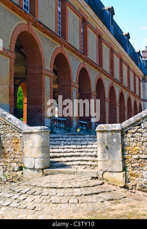 Château de Dampierre in Dampierre-En-Yvelines, in Vallée de Chevreuse, Frankreich Stockfoto
