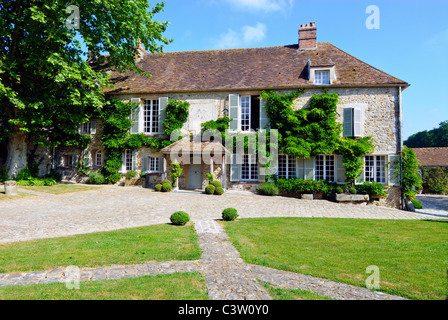 Der Herzog und die Herzogin von Windsor Land Haus Le Moulin De La Tuilerie in GIF-Sur-Yvette, Frankreich Stockfoto