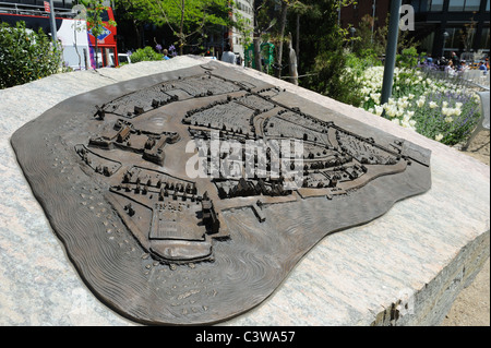 Eine dreidimensionale Karte des Castello Planes zeigt New York City wie es aussah in 1660 ist Teil des Peter Minuit Plaza. Stockfoto