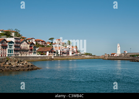 Frankreich St Jean de Luz ein typisches Fischerdorf Cote Basque Strand Sand Meer Küste Stockfoto