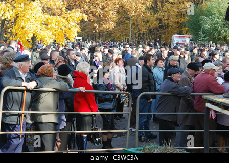 KALININGRAD - 30 Oktober: Kundgebung gegen Willkür und Korruption 30. Oktober 2010 in einem "Yuzhni" Park, Kaliningrad, Russland Stockfoto