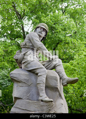 Sandstein-Denkmal (1906), die Soldaten der Highland Light Infanterie Gefallenen des Burenkriegs von William Birnie Rhind Stockfoto