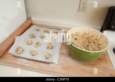 Chocolate Chip Cookies machen Stockfoto