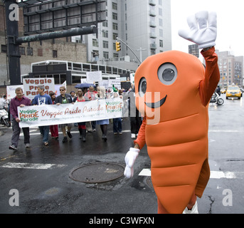 2011: die vierte jährliche Veggie-Parade in Greenwich Village in New York City. Stockfoto