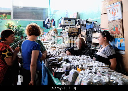 Markt in Truskawez, Lviv Oblast, Ukraine Stockfoto