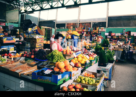 Markt in Truskawez, Lviv Oblast, Ukraine Stockfoto