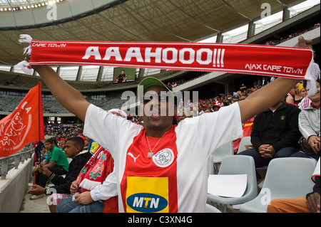 Fans von Ajax Cape Town Football Club in Cape Town Stadion, Kapstadt, Westkap, Südafrika Stockfoto