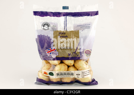 Tasche von Tesco britische Jersey Royal Kartoffeln Stockfoto