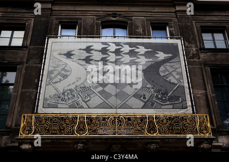 MC Escher Museum, Lange Voorhout Palace in Den Haag - "Tag und Nacht" vom Künstler Stockfoto