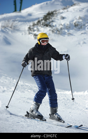 Ein Lernender Skifahrer am Vogel Ski Centre in slowenischen Triglav Nationalpark Stockfoto