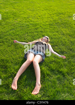 Frau im Central Park, genießen die Aussicht Stockfoto