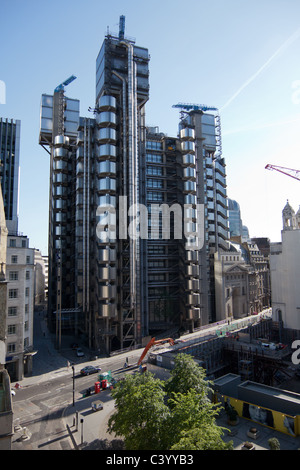 Auf der Dachterrasse Blick auf Lloyds of London und der Willis Gebäude. Stockfoto