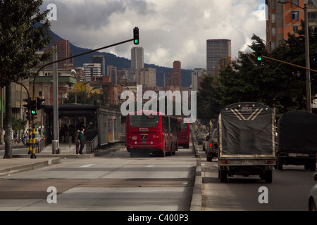 Verkehr in Bogota Kolumbien Stockfoto