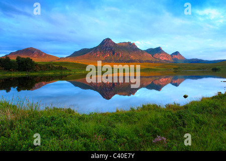Abend, Abendstimmung, Ben Loyal, Berg, Berge, Bergen, Gewässern, Gipfel, Gipfel, glühende, Highland, Highlands Stockfoto