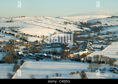 Dorf von Rainow im Winter, Peak District National Park, Cheshire, England, UK Stockfoto