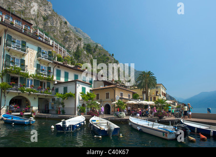 Gardasee, Italien, Hafen, Hafen, Kalk, Cedrat, Lombardei, Häuser, Häuser, Boote Stockfoto