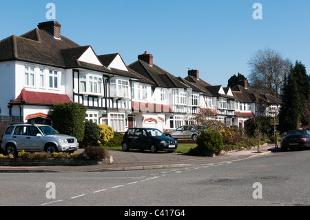 Vorstadthäuser in The Mead, Beckenham, Südlondon. Stockfoto