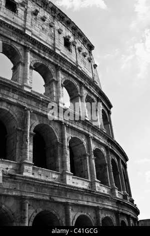 Außenseite der Kolosseum - Rom, Italien Stockfoto