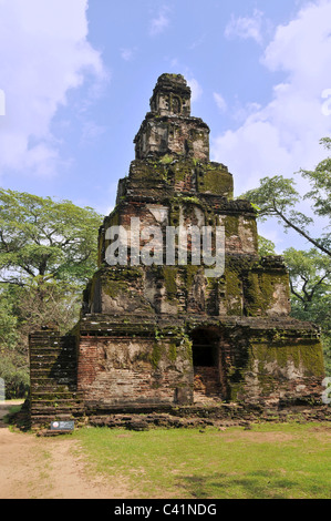 Sechs Etagen Pyramide Stil Satmahal Prasada im Viereck Polonnaruwa kulturelle Dreieck Sri Lanka Stockfoto