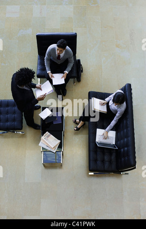 Führungskräften zusammenarbeiten, Draufsicht Stockfoto
