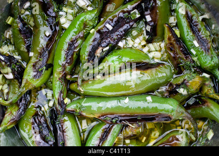 lenguado ganze Marinierte Paprika Serrano Stockfoto