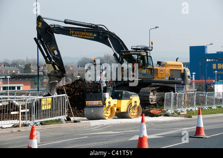 Manchester Metrolink-Straßenbahn im Bau bei Herrn Sheldon Way, Ashton unter Lyne Tameside, England, UK Stockfoto